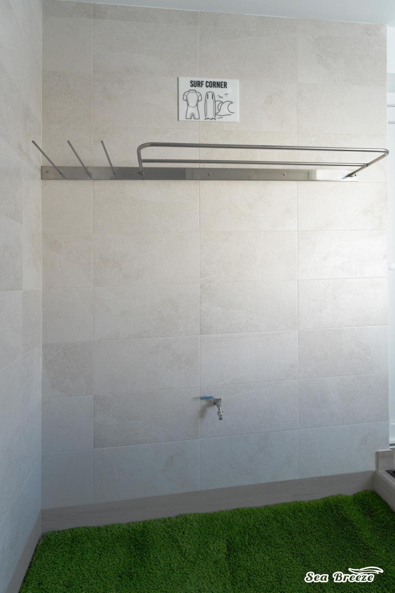2 Apartments Sea Breeze Фамара Екстериор снимка
